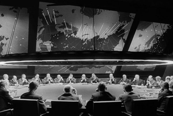 Il Dottor Stranamore ovvero Evoluzione, peculiaritá e paradossi della strategia nucleare