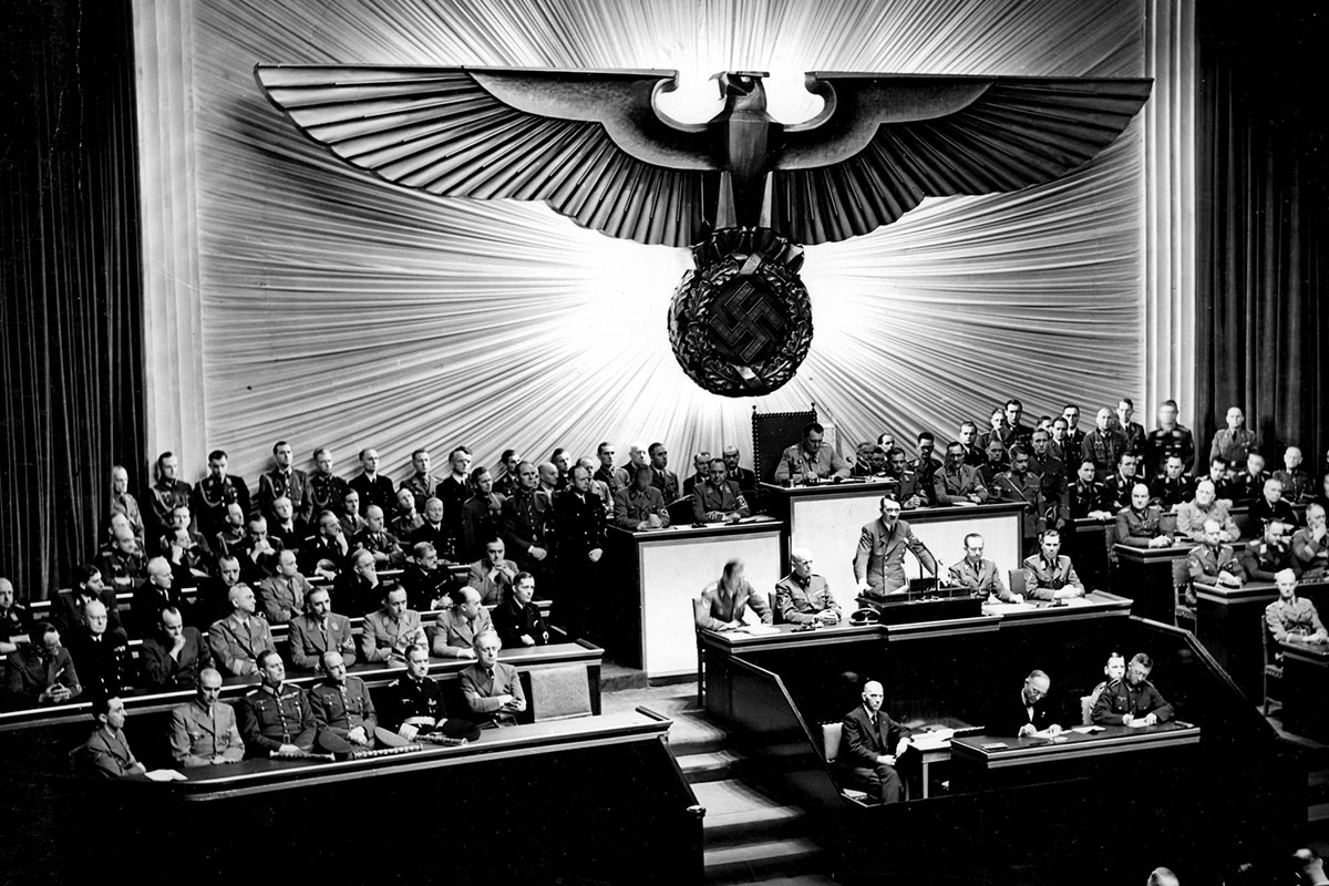 Yvonne Sherratt racconta i filosofi di Hitler